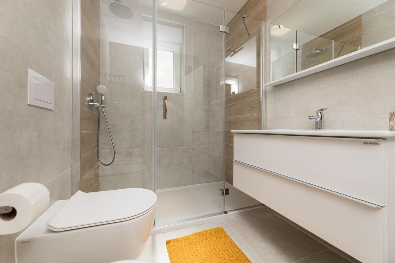 Apartments Sucic 2 Солине Экстерьер фото